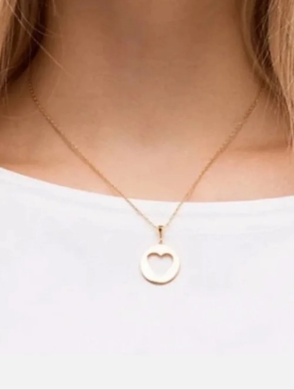 Kate Spade New York Heart Symbol Pendant Necklace NWT